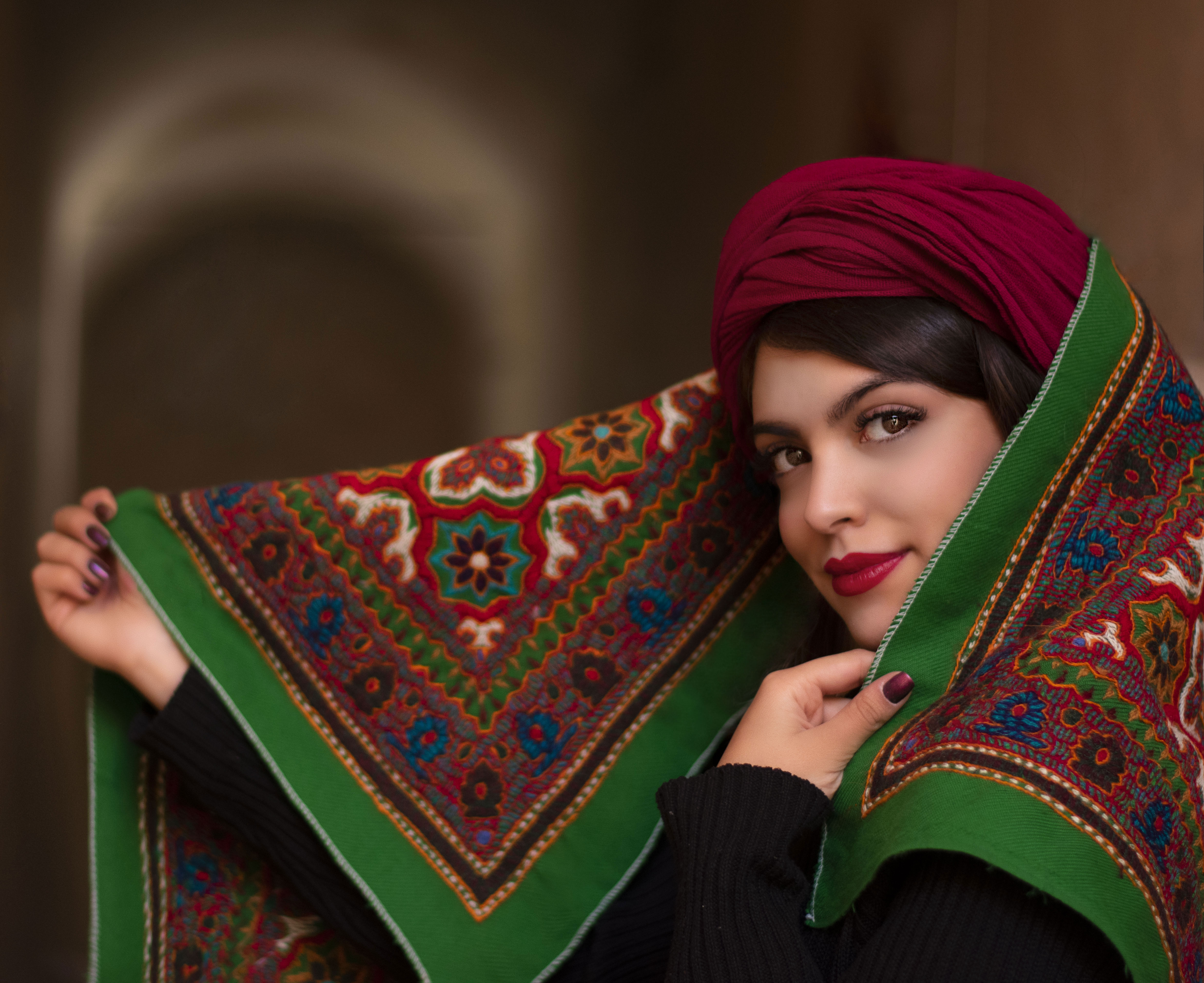 Model with Pateh